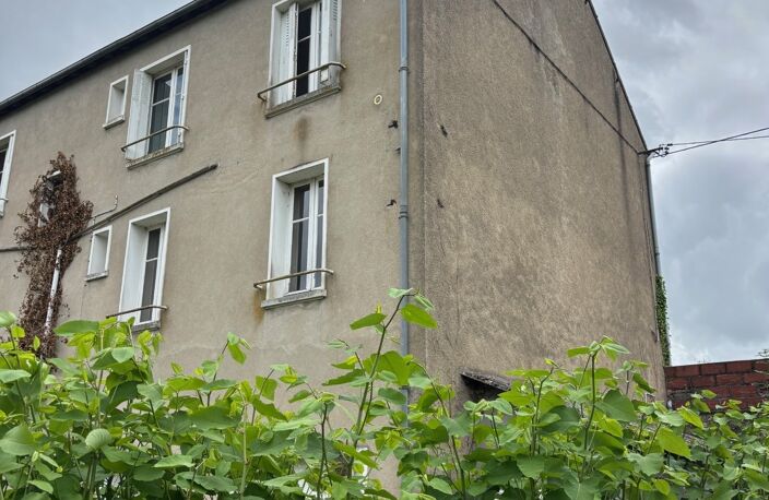À vendre – Habitation avec local commercial, emplacement privilégié CUFFY (18) — photo 2