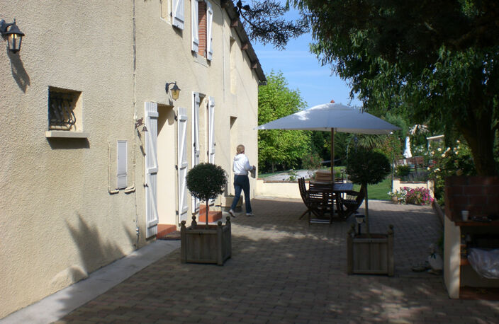 Dpt Haute Garonne (31), à vendre SAINT JULIA maison P8 de 287 m² - Terrain de 4680  - Plain pied — photo 5