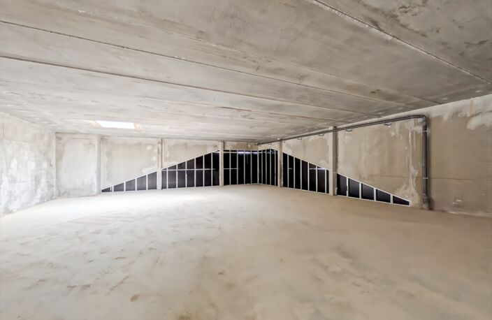 à vendre EVIAN LES BAINS (74) LOCAL COMMERCIAL DE 271 m² – UN EMPLACEMENT À FORT POTENTIEL — photo 5