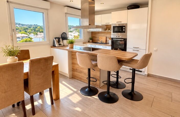 Appartement à vendre 3 pièces Juans Les Pins (06) — photo 2
