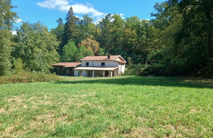 Fermette de caractère avec 3,6 hectares de terrain – Hameau de Sermentizon — photo 4