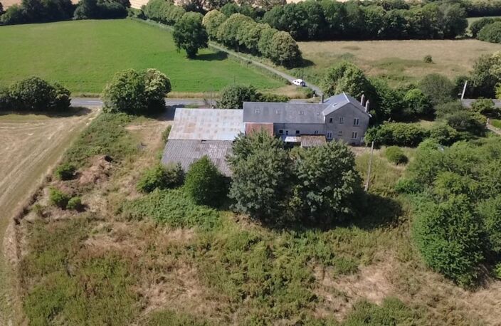 Maison à vendre 105 m² 3 chambres 6 pièces dépendances 6.5 hectares terrain et bois  AIGURANDE (36) — photo 2