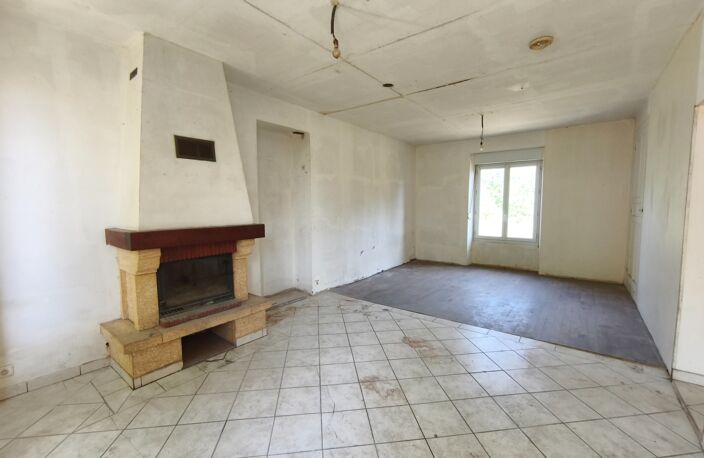 Maison à vendre 105 m² 3 chambres 6 pièces dépendances 6.5 hectares terrain et bois  AIGURANDE (36) — photo 3