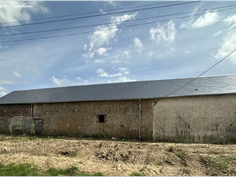 SAINT ARNOULT DES BOIS (28) Grange de 220 m² — photo 1