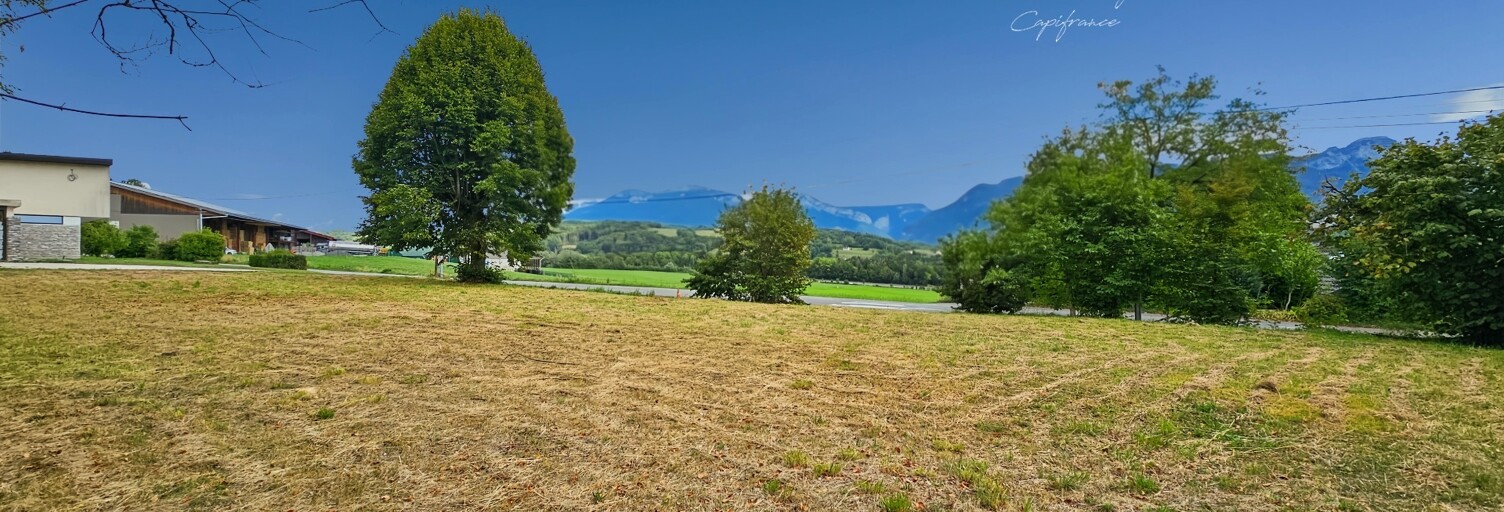 Terrain  1054 m² à vendre à Groisy (74570)