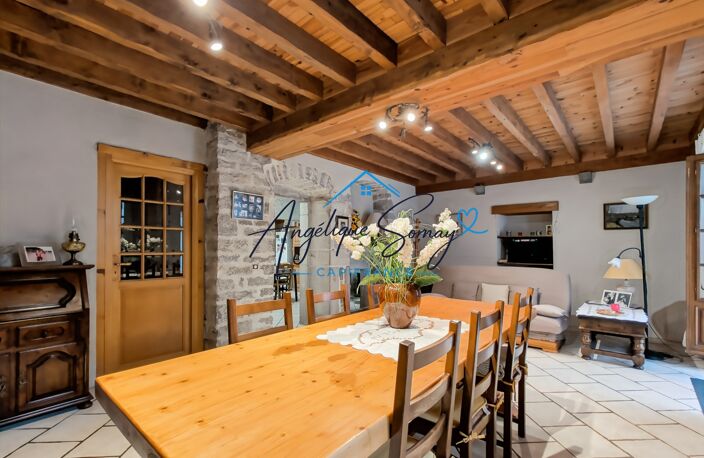 ❤️ COUP DE CŒUR À BAUME-LES-MESSIEURS ! Maison mitoyenne en pierre rénovée, 5 chambres et beaux volumes — photo 4