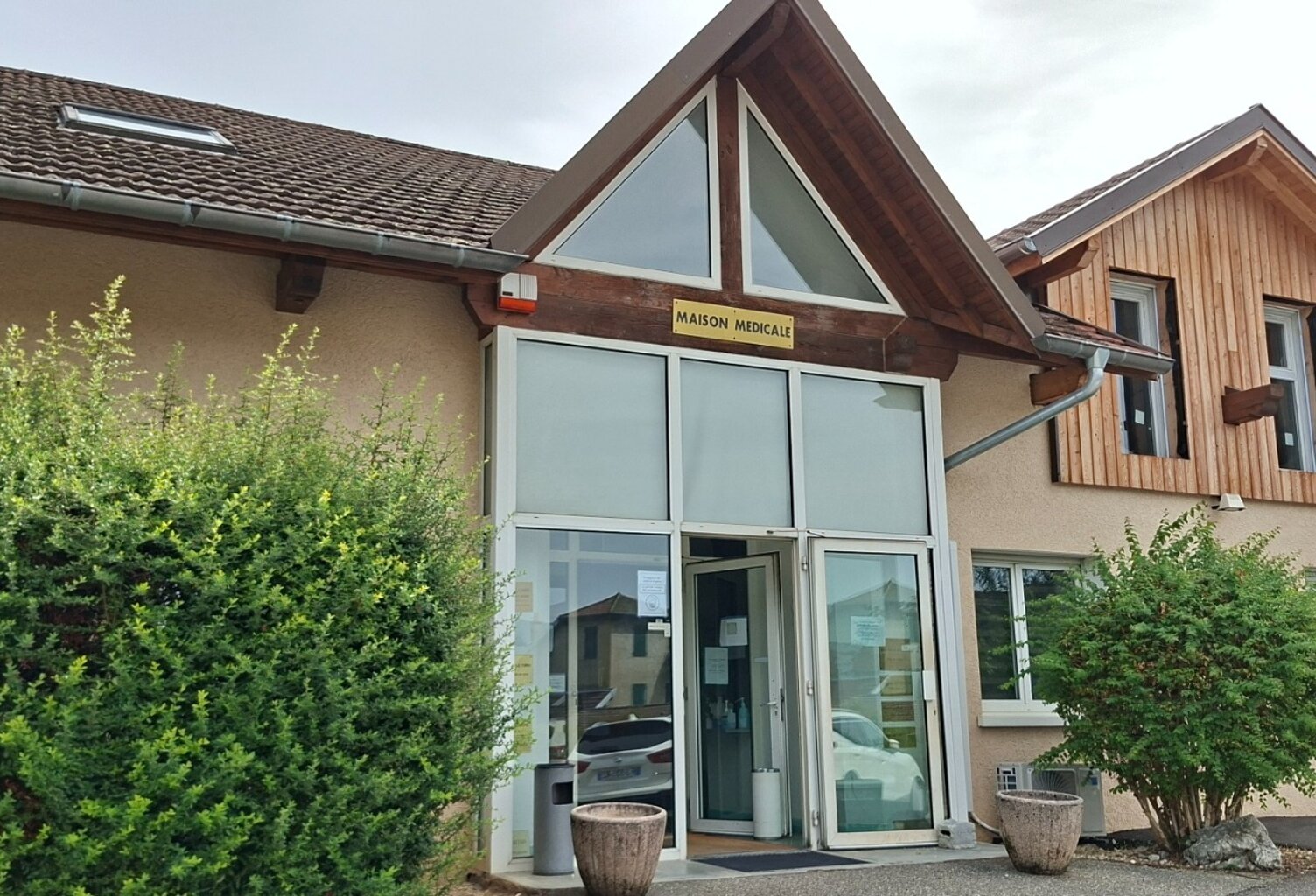 Local médical de 52 m² – Dans Maison Médicale - Drumettaz-Clarafond — photo 1