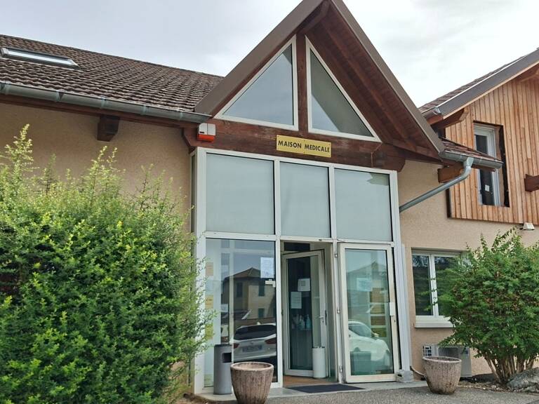 Local médical de 52 m² – Dans Maison Médicale - Drumettaz-Clarafond — photo 1