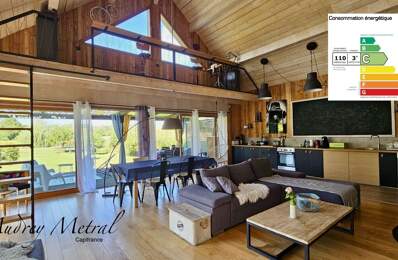 Maison individuelle d'environ 149 m2 à vendre à Vions avec grand terrain - garage - piscine à 50 min d'Annecy et Genève et 35 min d'Aix-les-Bains — photo du bien