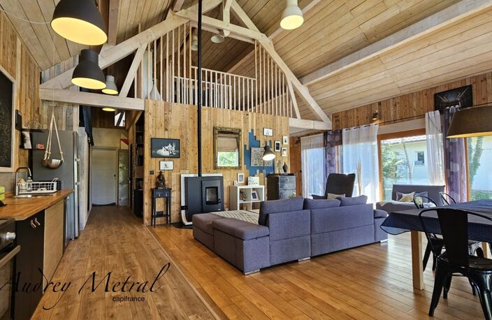 Maison individuelle d'environ 149 m2 à vendre à Vions avec grand terrain - garage - piscine à 50 min d'Annecy et Genève et 35 min d'Aix-les-Bains — photo 5