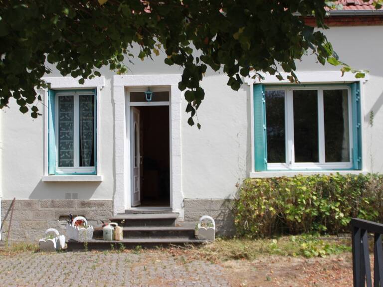 Maison à vendre 5 pièces COMMENTRY (03) — photo 1