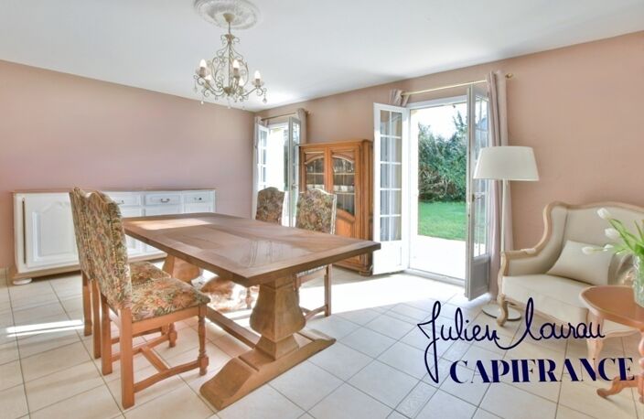 Dpt Finistère (29), à vendre TREGUNC maison P5 de 165,72 m² - Terrain de 1 400,00 m² — photo 2