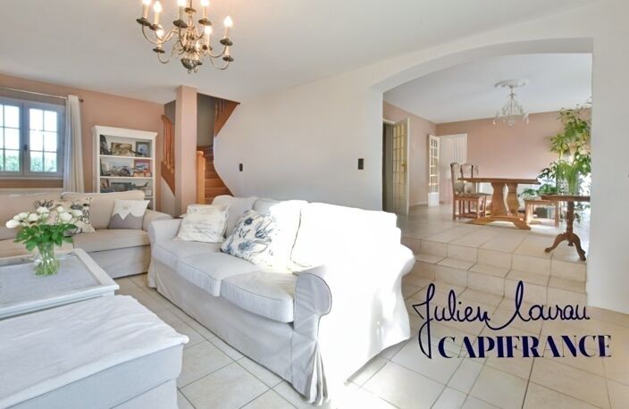 Dpt Finistère (29), à vendre TREGUNC maison P5 de 165,72 m² - Terrain de 1 400,00 m² — photo 4