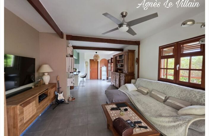 Maison T5 avec Piscine Anse à La Barque — photo 4