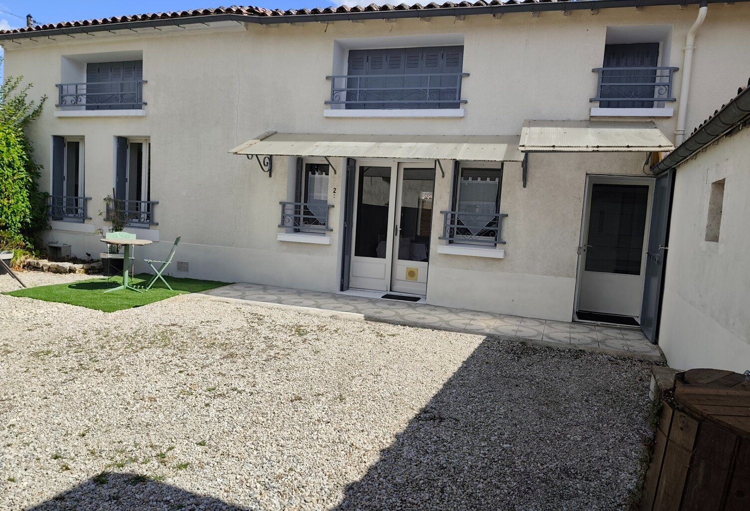 Dpt Charente (16), à vendre JULIENNE maison P5 — photo 1