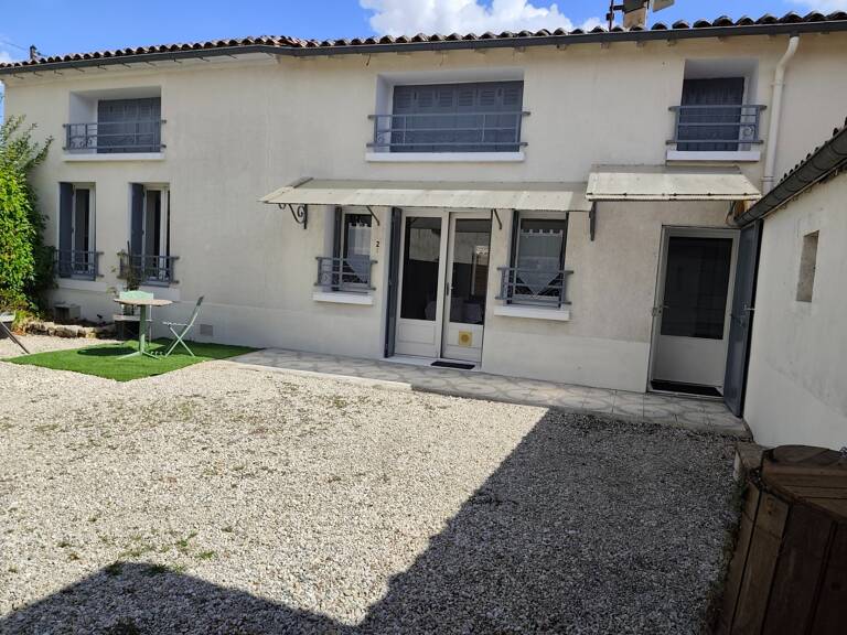 Dpt Charente (16), à vendre JULIENNE maison P5 — photo 1