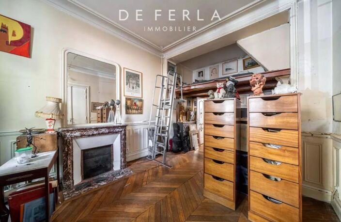 Studio à rénover avec mezzanine - Place Maubert/Boulevard Saint-Germain — photo 2