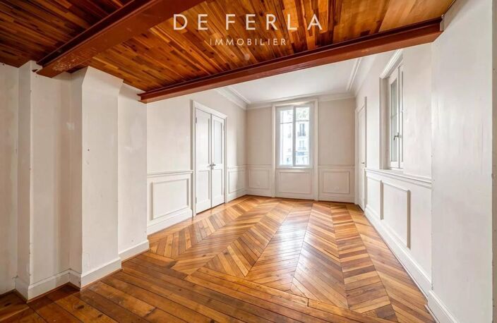 Studio à rénover avec mezzanine - Place Maubert/Boulevard Saint-Germain — photo 5