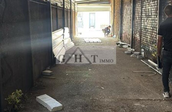 A LOUER 360 M² ENTREPOT BUREAUX A AUBERVILLIERS — photo 2