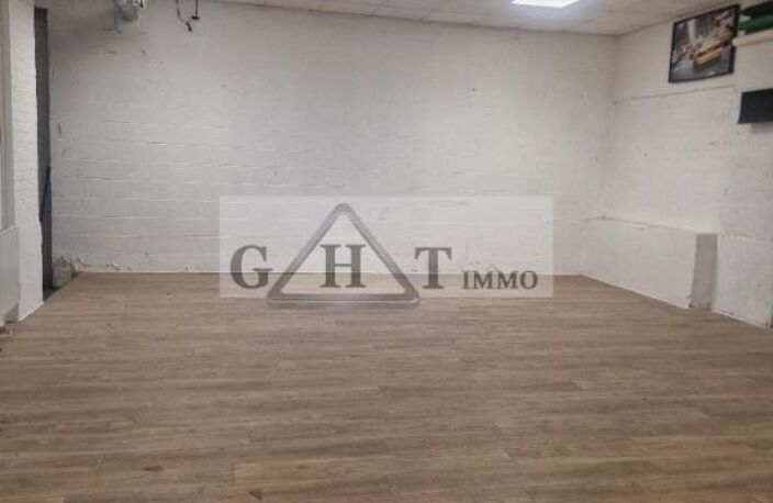 A LOUER 360 M² ENTREPOT BUREAUX A AUBERVILLIERS — photo 5