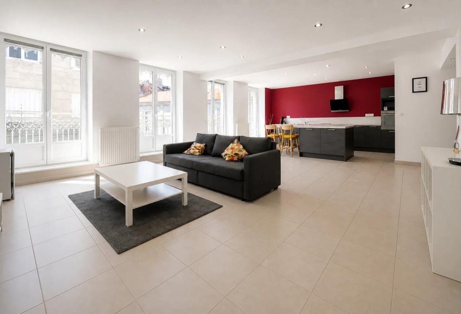 Appartement de 4 pièces de 107 m² à Saint-Étienne — photo 1