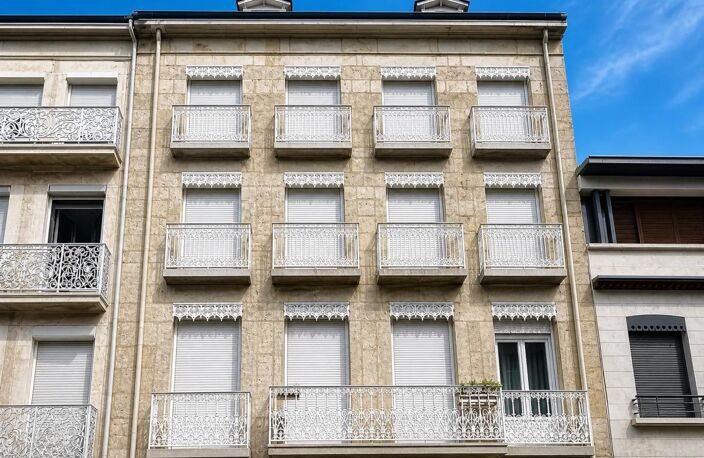 Appartement de 4 pièces de 107 m² à Saint-Étienne — photo 3