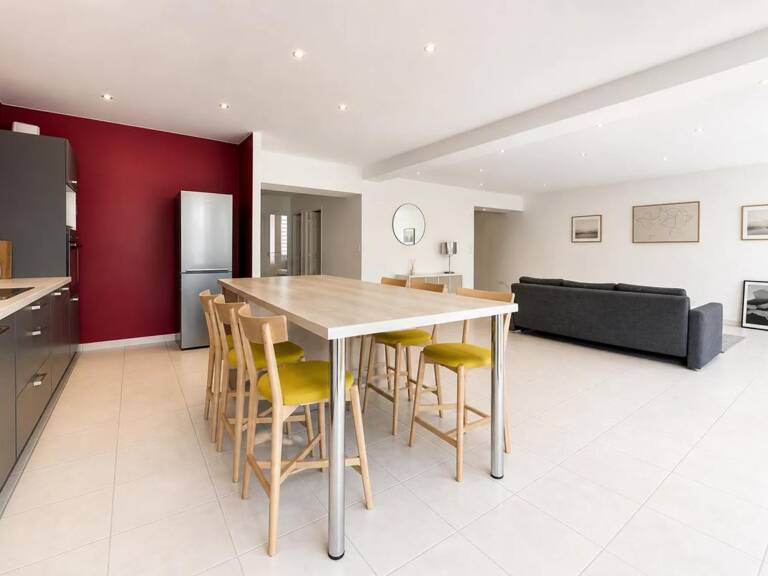 Appartement de 4 pièces de 107 m² à Saint-Étienne — photo 1