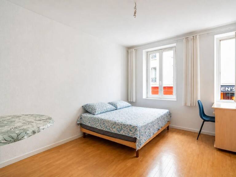 Mairie de Clichy Appartement 2 pièces de 25.57 m² vendu occupé — photo 1