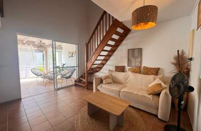 Appartement À Vendre — photo du bien