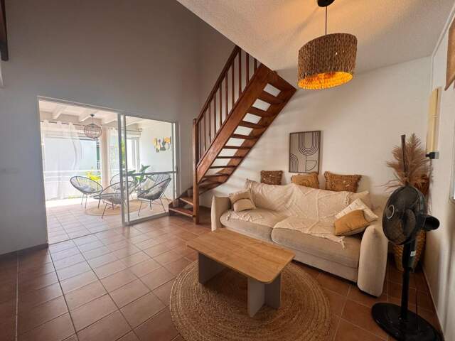 Appartement À Vendre — photo du bien