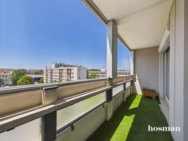 Lumineux appartement T3 de 71,64 m² - balcon - belle vue dégagée - Rue Hippolyte Kahn, Villeurbanne — photo du bien