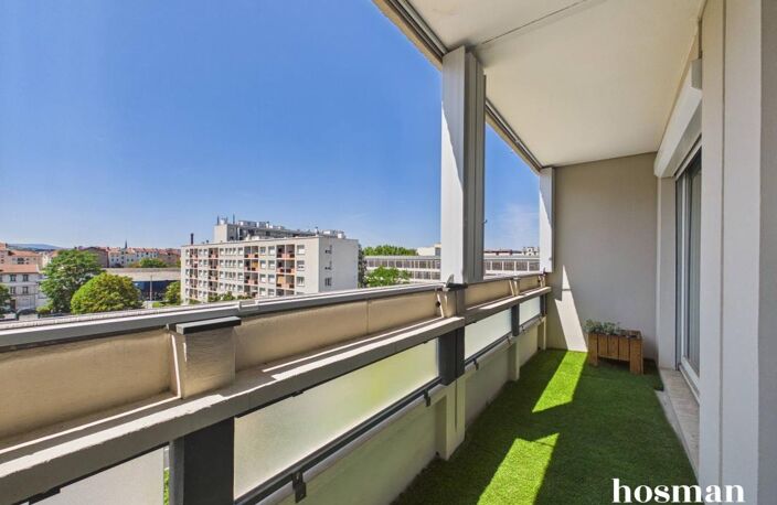 Lumineux appartement T3 de 71,64 m² - balcon - belle vue dégagée - Rue Hippolyte Kahn, Villeurbanne — photo 2
