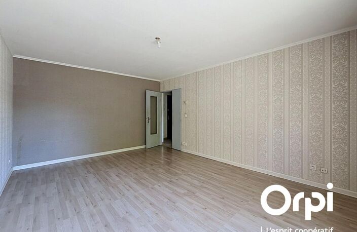 Villeurbanne, à Vendre, T3 en rez-de-jardin — photo 4