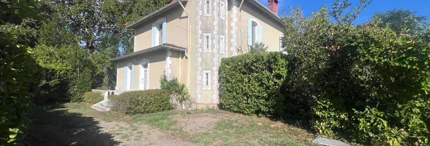Maison 6 Pièces 258 m² à vendre à Pouydesseaux (40120)