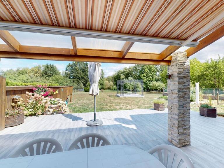   COUP DE CŒUR À COLMEN – MAISON DE CARACTÈRE, VIE DE PLAIN-PIED & PARC DE 3 000 M² EN BORD DE RIVIÈRE — photo 1