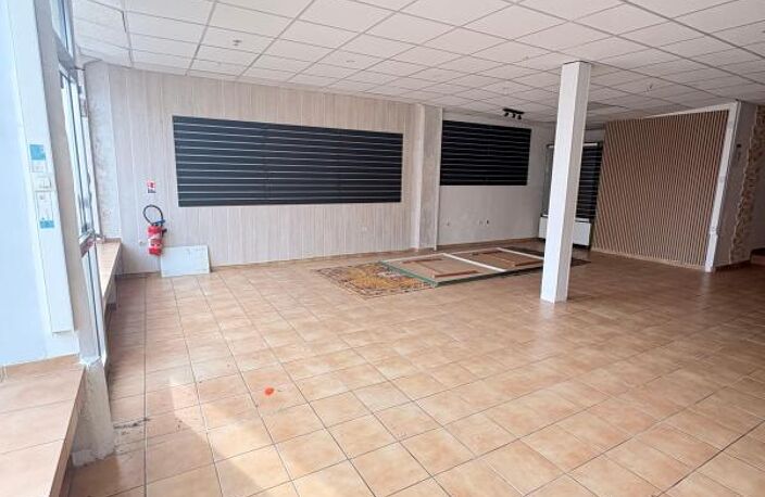 Local commercial à louer - Rue Roosevelt YUTZ — photo 2