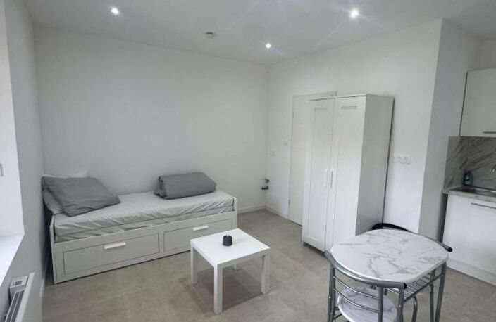 OPPORTUNITE A SAISIR - Studio À Louer à UCKANGE - Proxmité gare — photo 2
