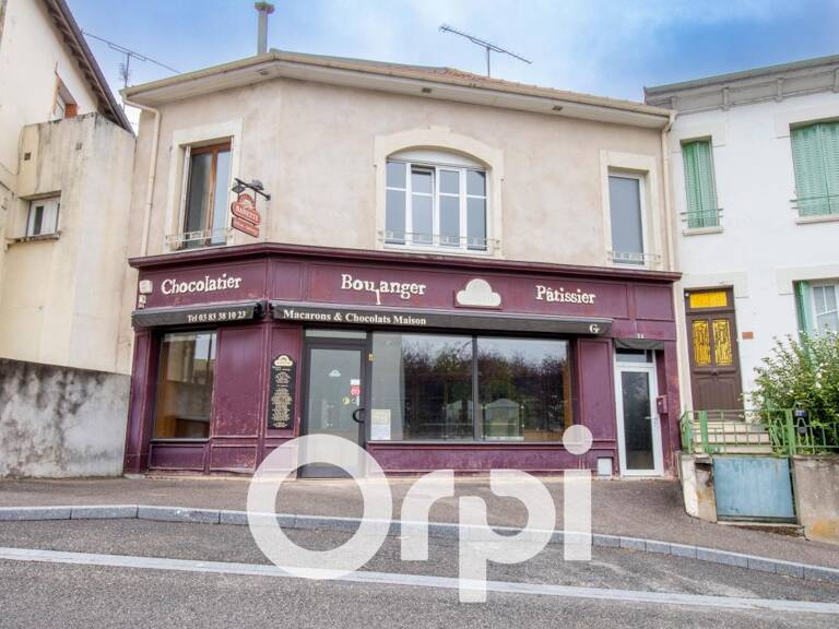 Immeuble 300 m² 10 Pièces — photo 1