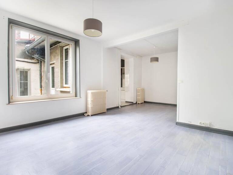 Immeuble 300 m² 10 Pièces — photo 1