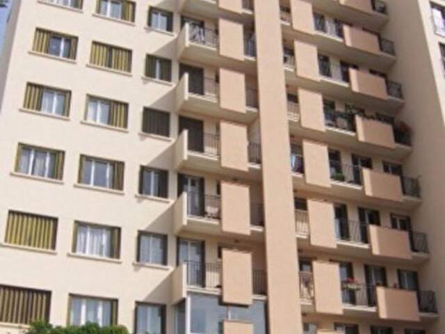 Appartement À Vendre — photo du bien