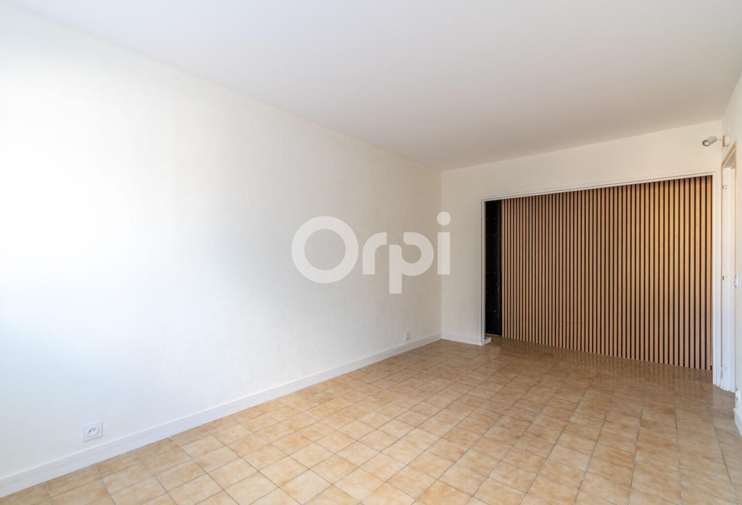 Appartement À Vendre — photo 1