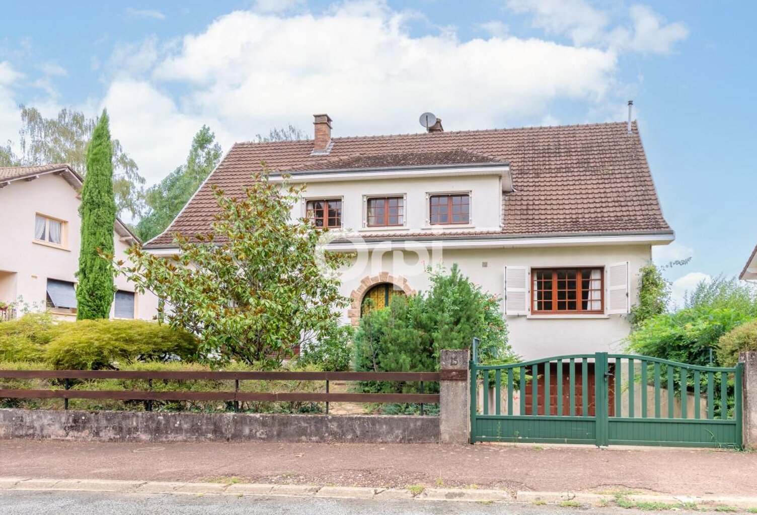 Maison À Vendre — photo 1