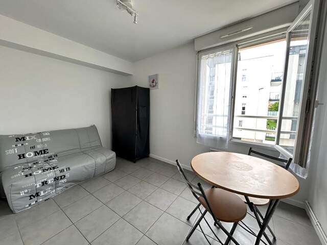 STUDIO Meublé - Secteur Clairmarais — photo du bien