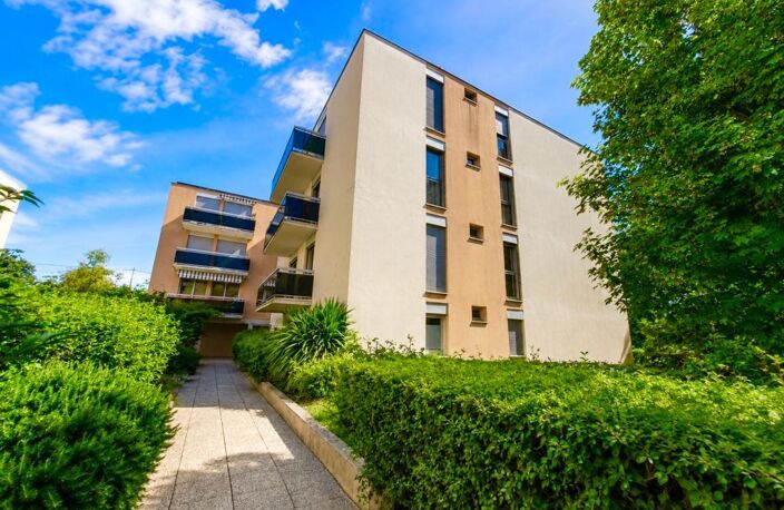 Appartement À Vendre — photo 2
