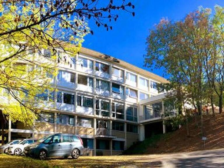 RIOM-ES-MONTAGNES  : Idéal investissement locatif — photo 1