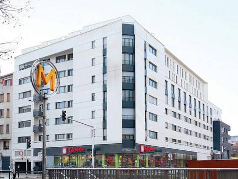 Villejuif : Idéal investissement locatif par bail commercial — photo 1