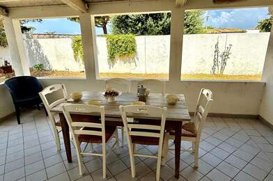 Maison 5 pièces 698250 €