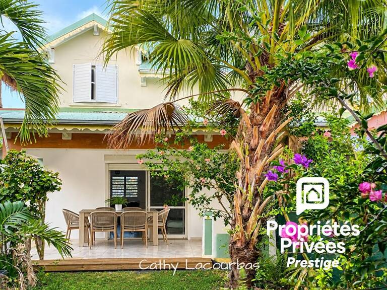 Rare, Appartement Duplex T4 avec jardin et piscine , Baie Mahault — photo 1