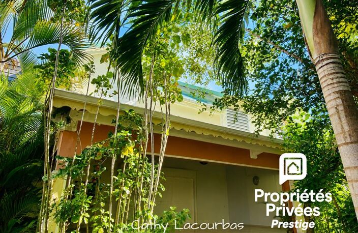 Rare, Appartement Duplex T4 avec jardin et piscine , Baie Mahault — photo 3