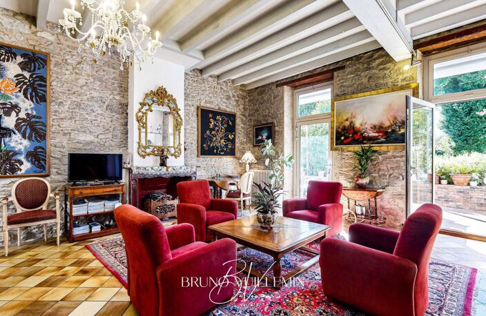ENSEMBLE IMMOBILIER AU PIED DE LA CITE DE CARCASSONNE — photo 3